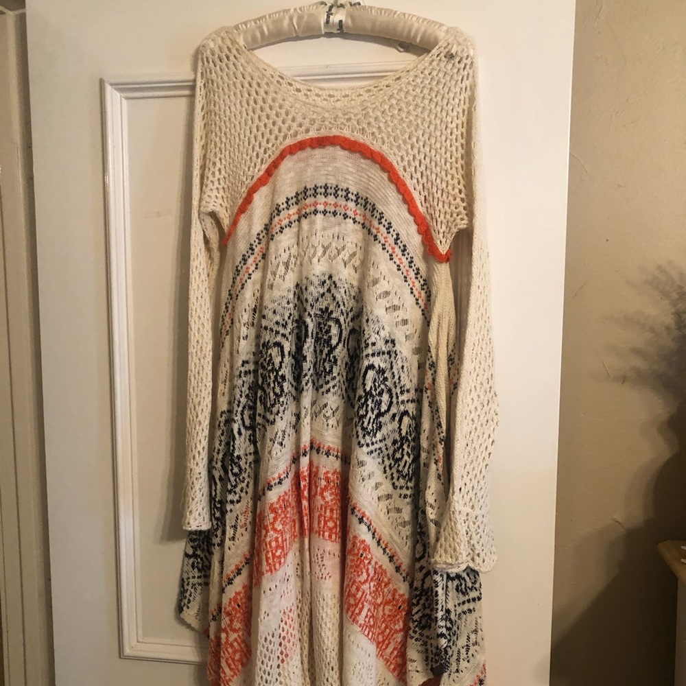 Orange and white handkerchief hem sweater/tunic